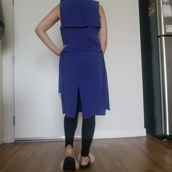 Sleeveless jacket - Picture 3 of 4